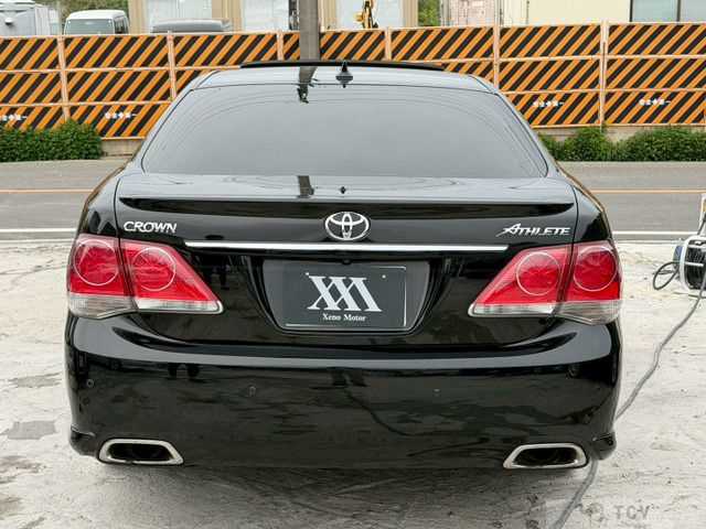 2010 Toyota Crown