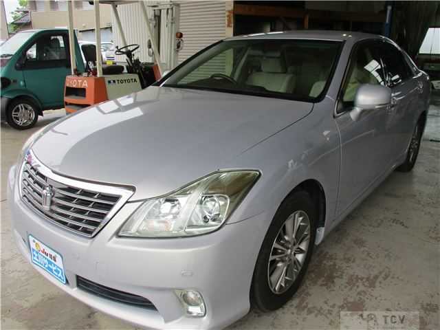 2012 Toyota Crown