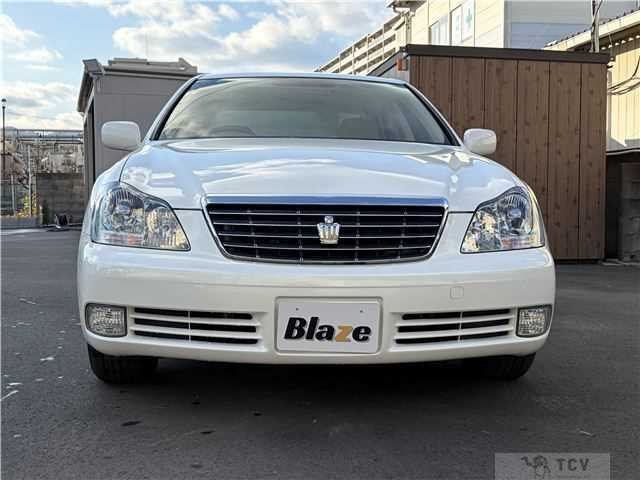 2004 Toyota Crown