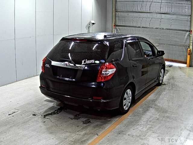2011 Honda Fit shuttle
