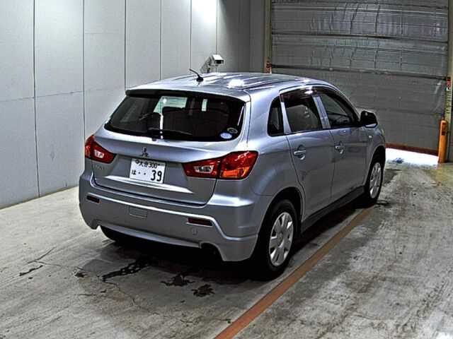 2010 Mitsubishi RVR