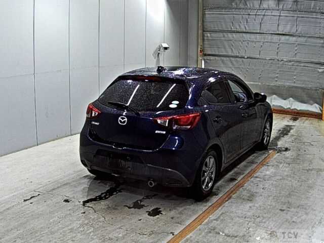 2017 Mazda Demio