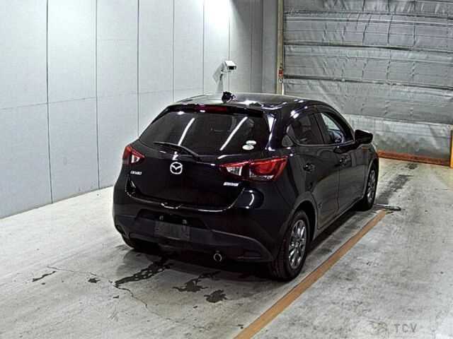 2017 Mazda Demio