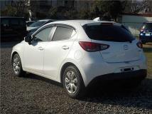 2016 Mazda Demio