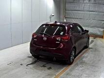 2017 Mazda Demio