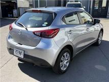 2015 Mazda Demio
