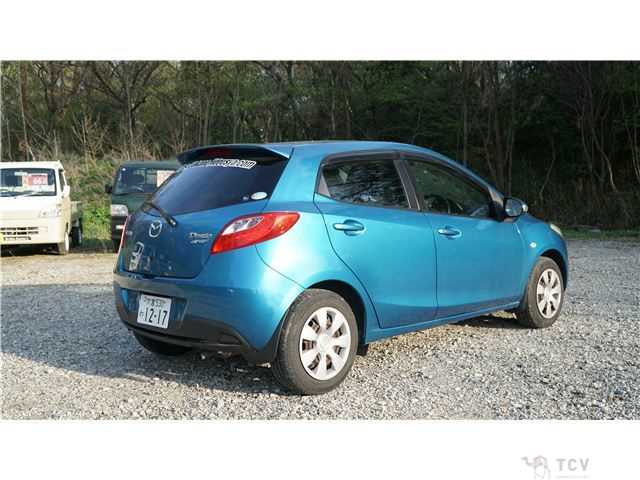 2013 Mazda Demio