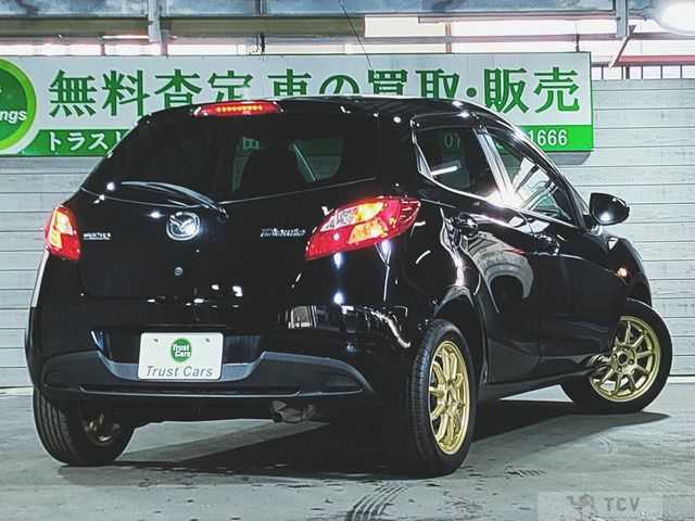 2013 Mazda Demio