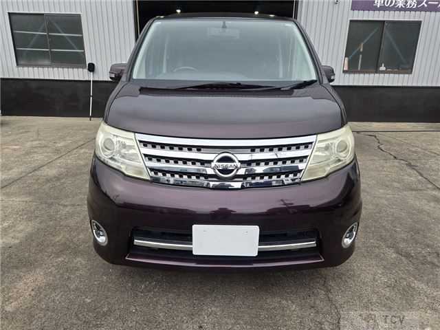 2009 Nissan Serena