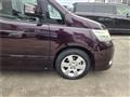 2009 Nissan Serena