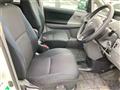 2006 Toyota Voxy