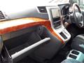 2009 Toyota Vellfire
