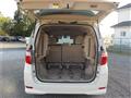 2009 Toyota Alphard