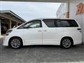 2013 Toyota Vellfire