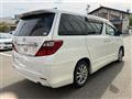 2011 Toyota Alphard