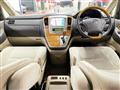 2005 Toyota Alphard
