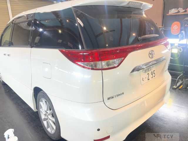 2010 Toyota Estima