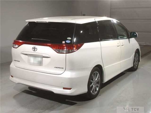 2011 Toyota Estima