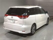 2011 Toyota Estima