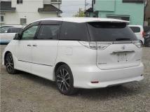 2013 Toyota Estima