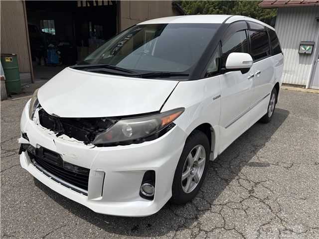 2013 Toyota Estima Hybrid