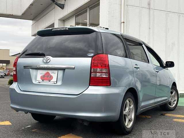 2005 Toyota Wish