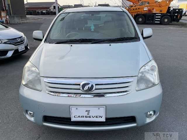 2009 Toyota Raum