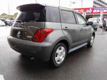 2005 Toyota IST