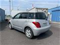 2004 Toyota IST