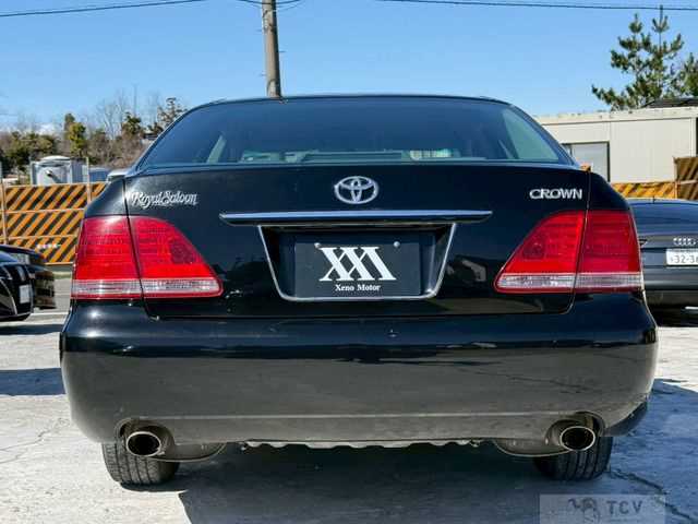 2004 Toyota Crown