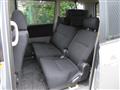 2005 Toyota Voxy