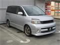 2005 Toyota Voxy