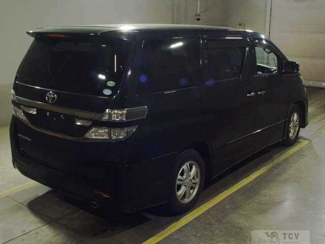 2013 Toyota Vellfire