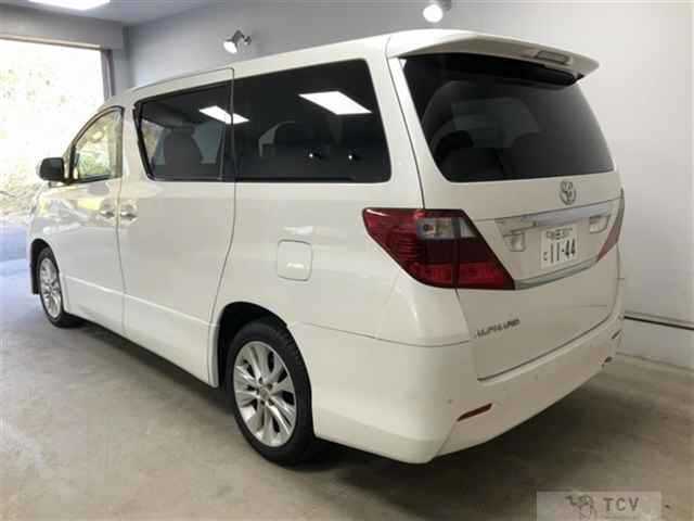 2009 Toyota Alphard