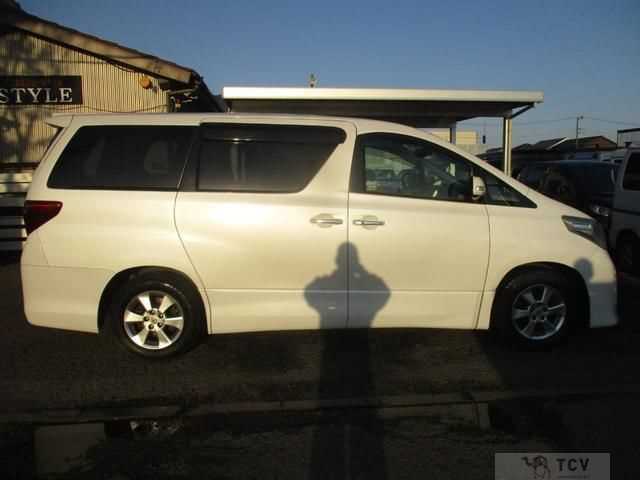 2010 Toyota Alphard