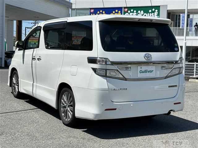 2014 Toyota Vellfire