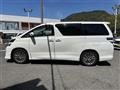 2014 Toyota Vellfire