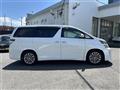 2014 Toyota Vellfire