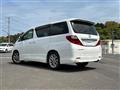 2009 Toyota Alphard