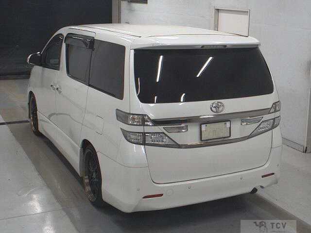 2013 Toyota Vellfire