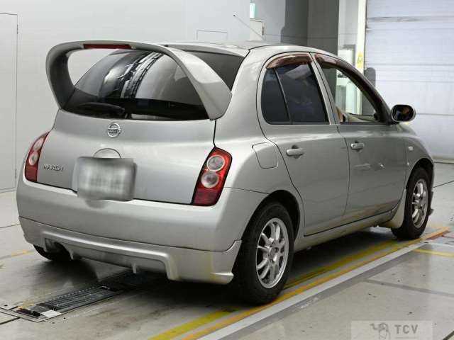 2004 Nissan March