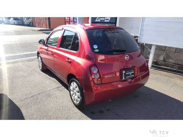 2005 Nissan March