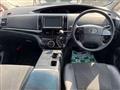 2013 Toyota Estima Hybrid