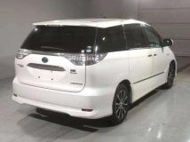 2013 Toyota Estima Hybrid