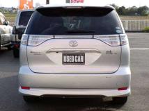 2011 Toyota Estima Hybrid