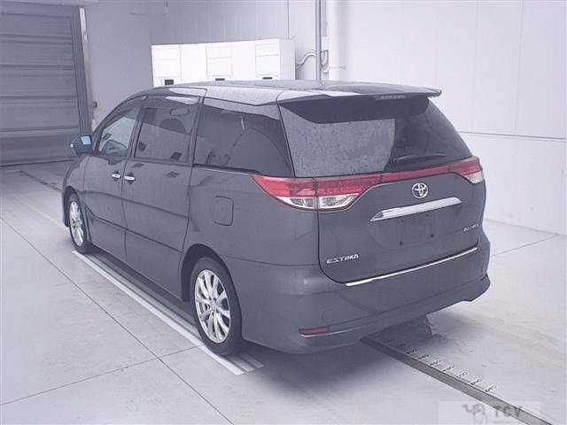 2011 Toyota Estima
