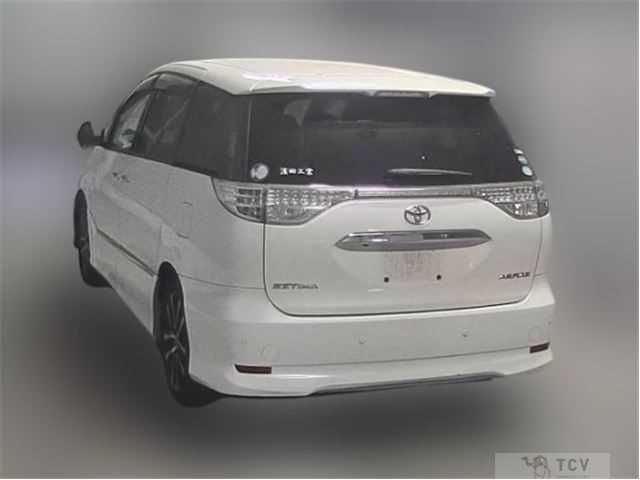 2015 Toyota Estima