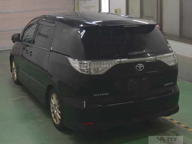 2015 Toyota Estima