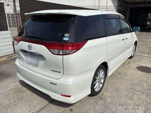 2010 Toyota Estima