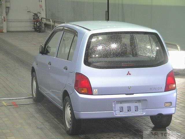 1999 Mitsubishi Minica